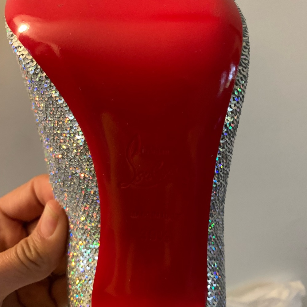 Authentic Christian Louboutin  heels, EURO 39.5! - Picture 7 of 7